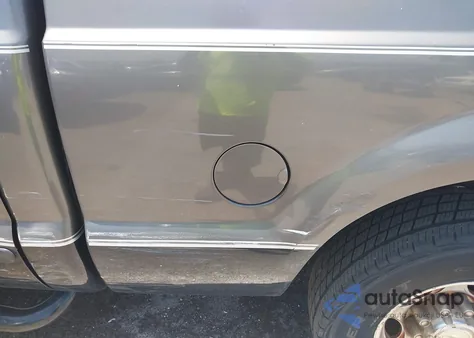 2004 Ford F-250 Lariat/Xl/Xlt from USA, damaged, VIN 1FTNW20L94EB48554